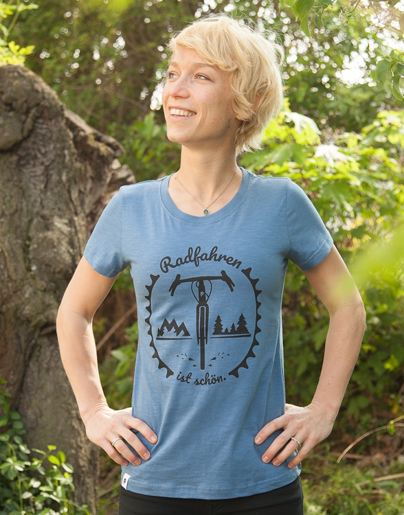 Radfahren ist schön - Gravel - Frauen T-Shirt - Fair aus Baumwolle Bio - Slub Blau