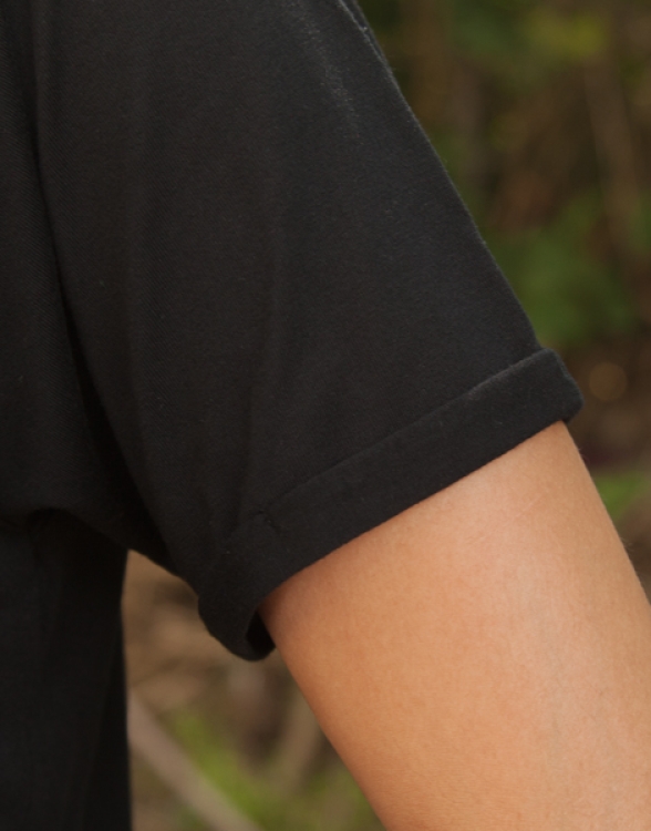 päfjes - Glitzer Quallen - Fair gehandeltes Modal Rolled Sleeve Frauen T-Shirt - Schwarz