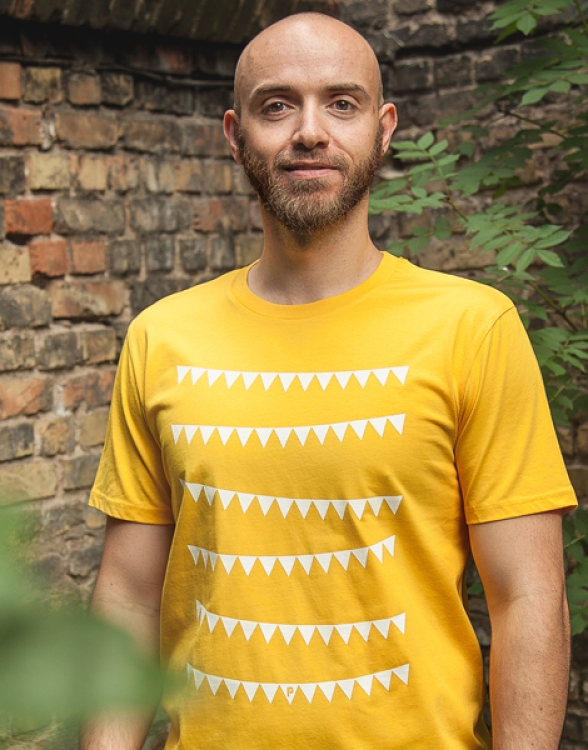 Wimpelketten - Fair Wear Männer T-Shirt - Gelb