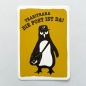 Preview: päfjes - Pinguin Paul als Postbote  - A6 Postkarte - Gelb