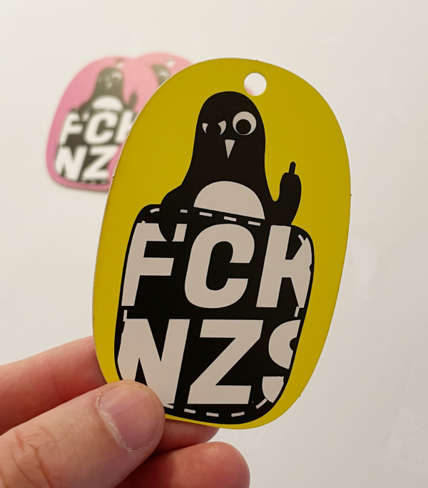 Preview: Geschenkanhänger, 2 Seitig bedruckt mit Pinguin