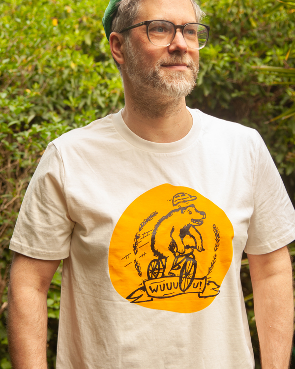Preview: päfjes - Wuuuu der Bär fährt Rad / Fahrrad  - Fair Wear Männer Unisex Bio T-Shirt Siebdruck - 2c