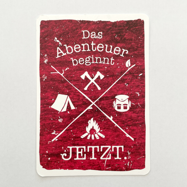 päfjes - Zelten / Das Abenteuer beginnt jetzt. - A6 Postkarte - Rot