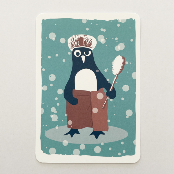 päfjes - Pinguin Paule duscht - A6 Postkarte - Blau
