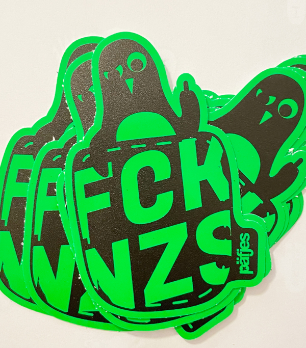 päfjes - Pinguin Paul mag keine Nzs - Neon Sticker